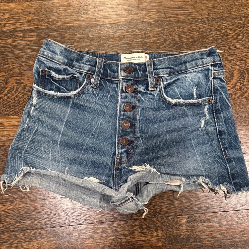Abercrombie & Fitch Distressed High Rise Mom Shorts